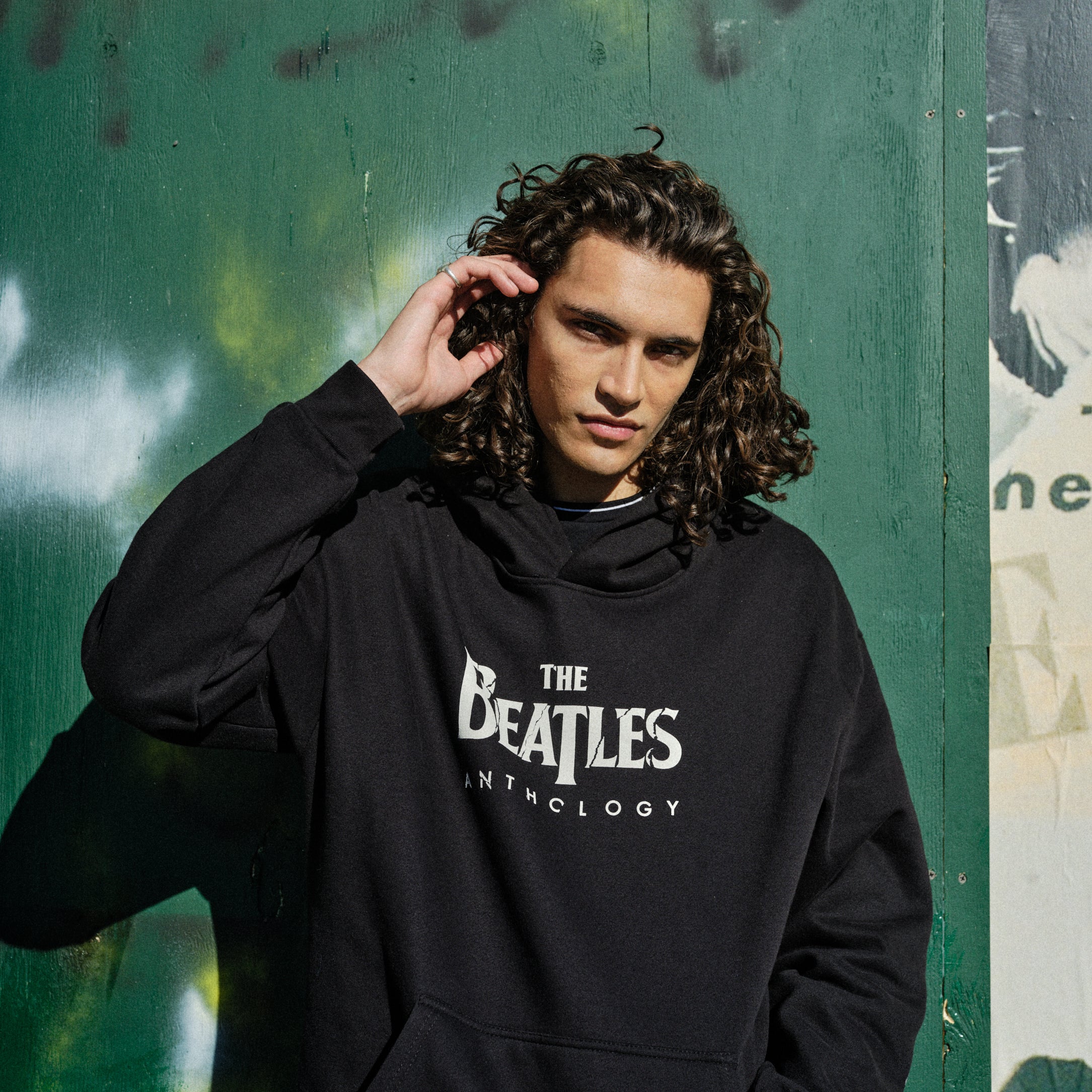 The Beatles - Anthology Black Logo Hoodie