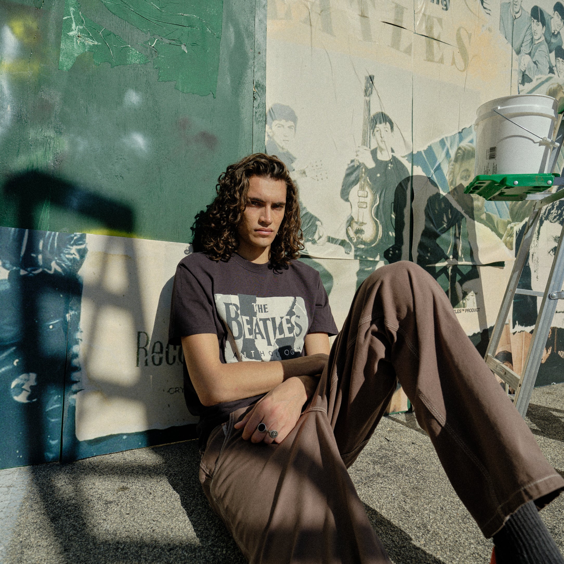 The Beatles - Anthology Black Logo T-Shirt