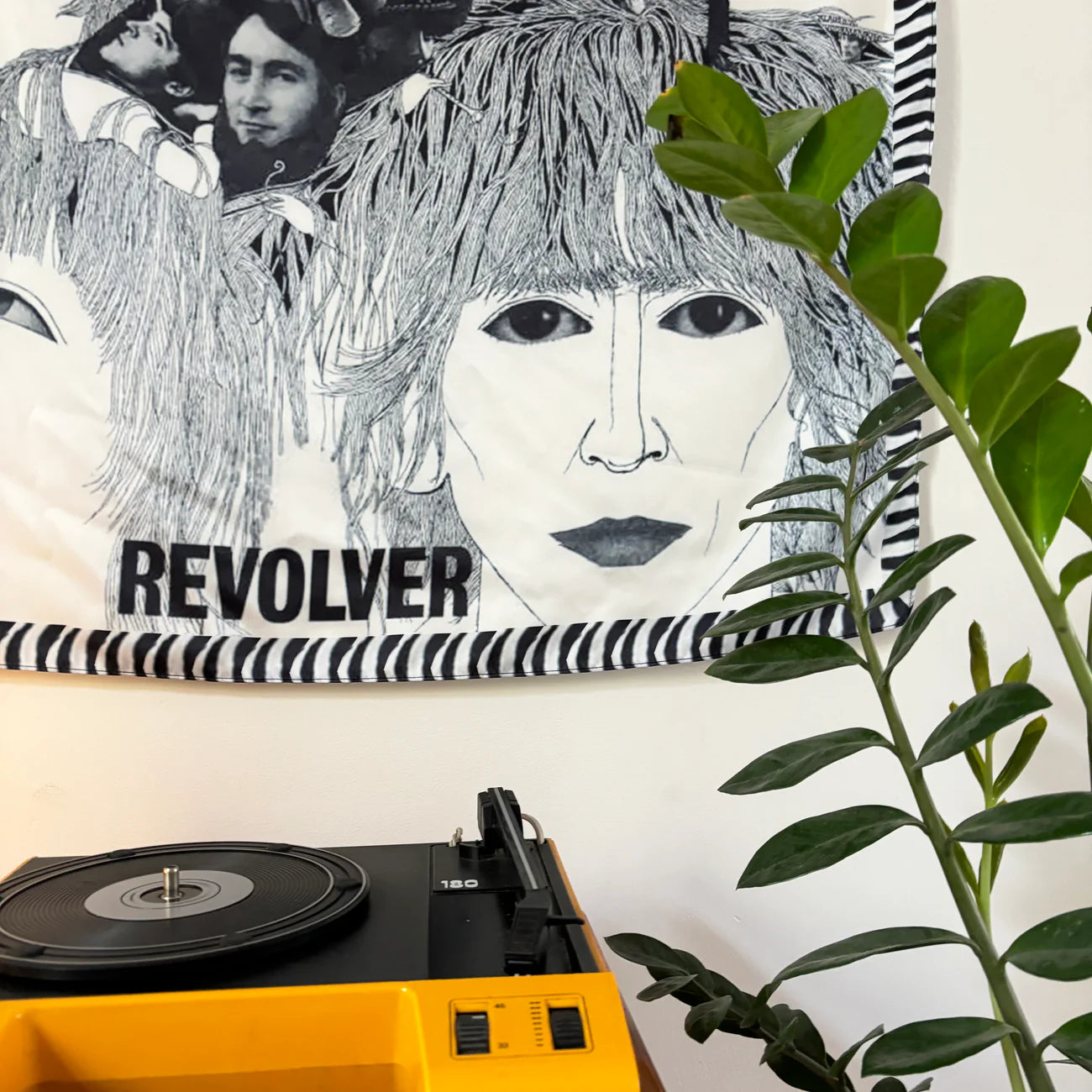 The Beatles - The Beatles Revolver Square Scarf