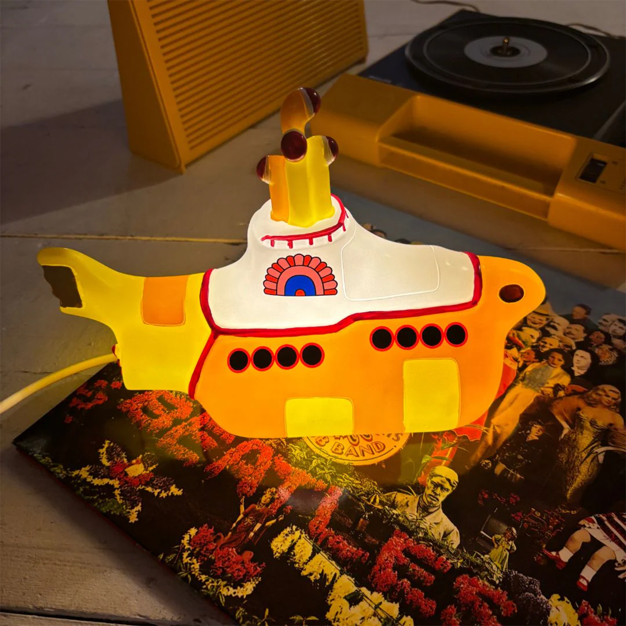 The Beatles - Yellow Submarine Lamp - Large
